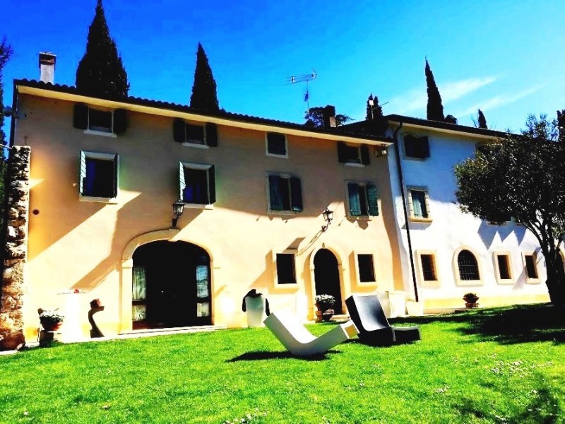 Massimago Valpolicella