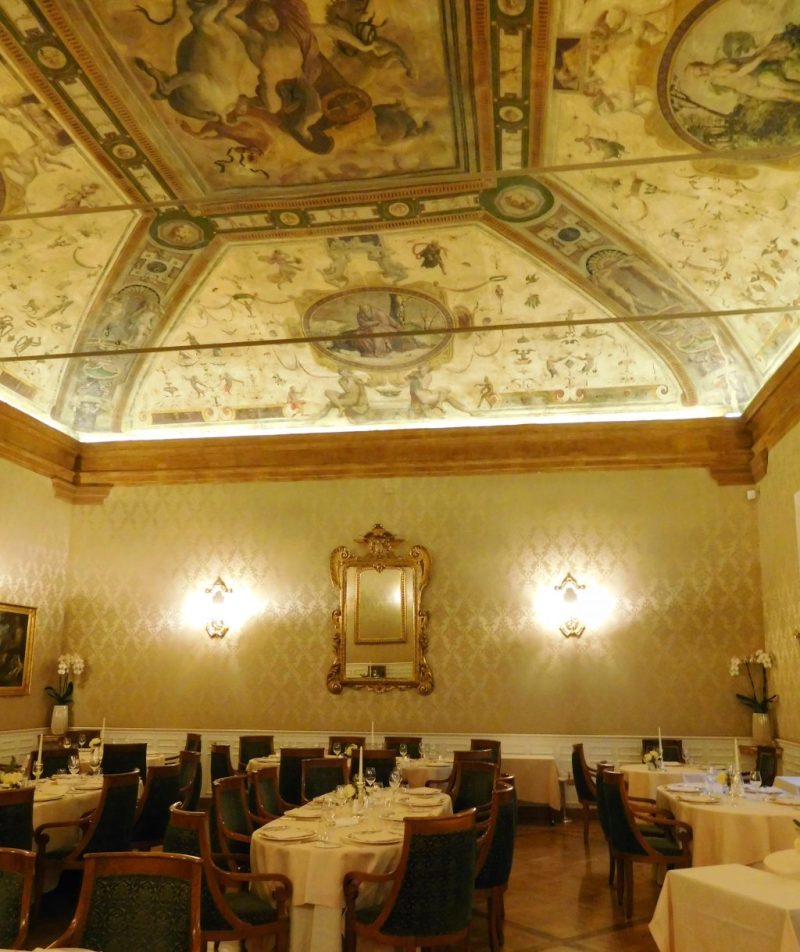 Carraci Restaurant Bologna