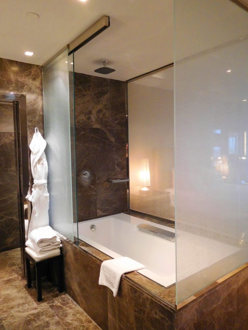 Superior Room Bathroom