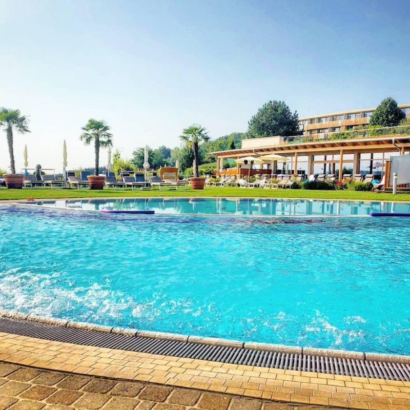 Larimar Hotel outdoor pool