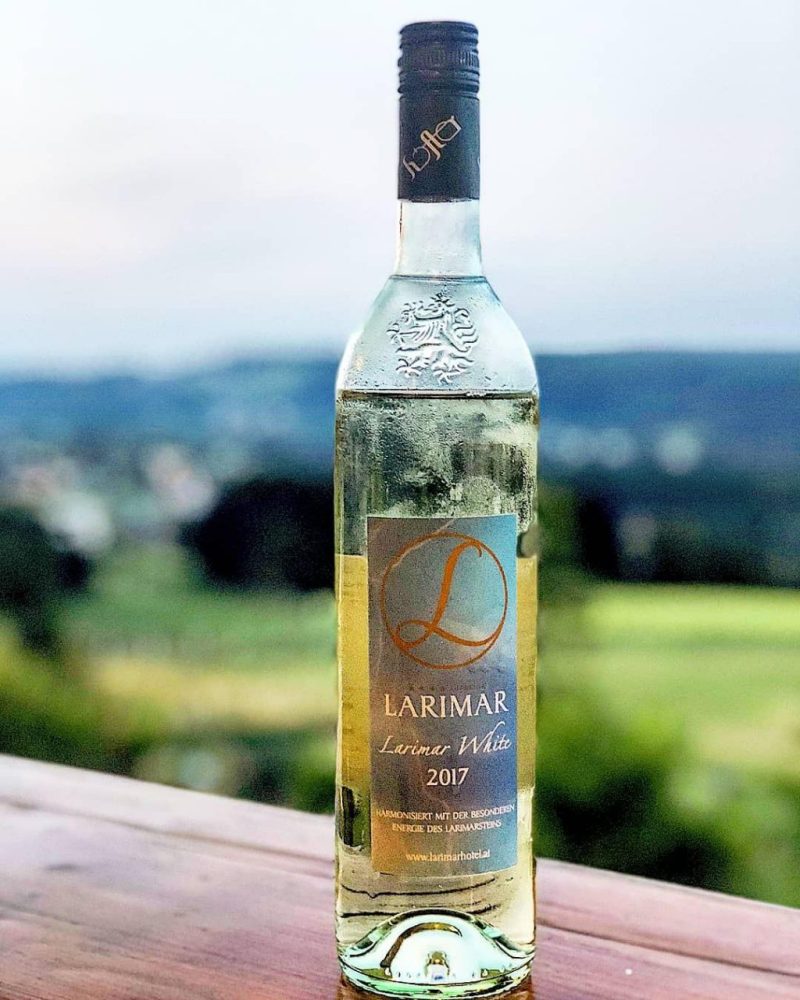 Larimar Hotel dinner